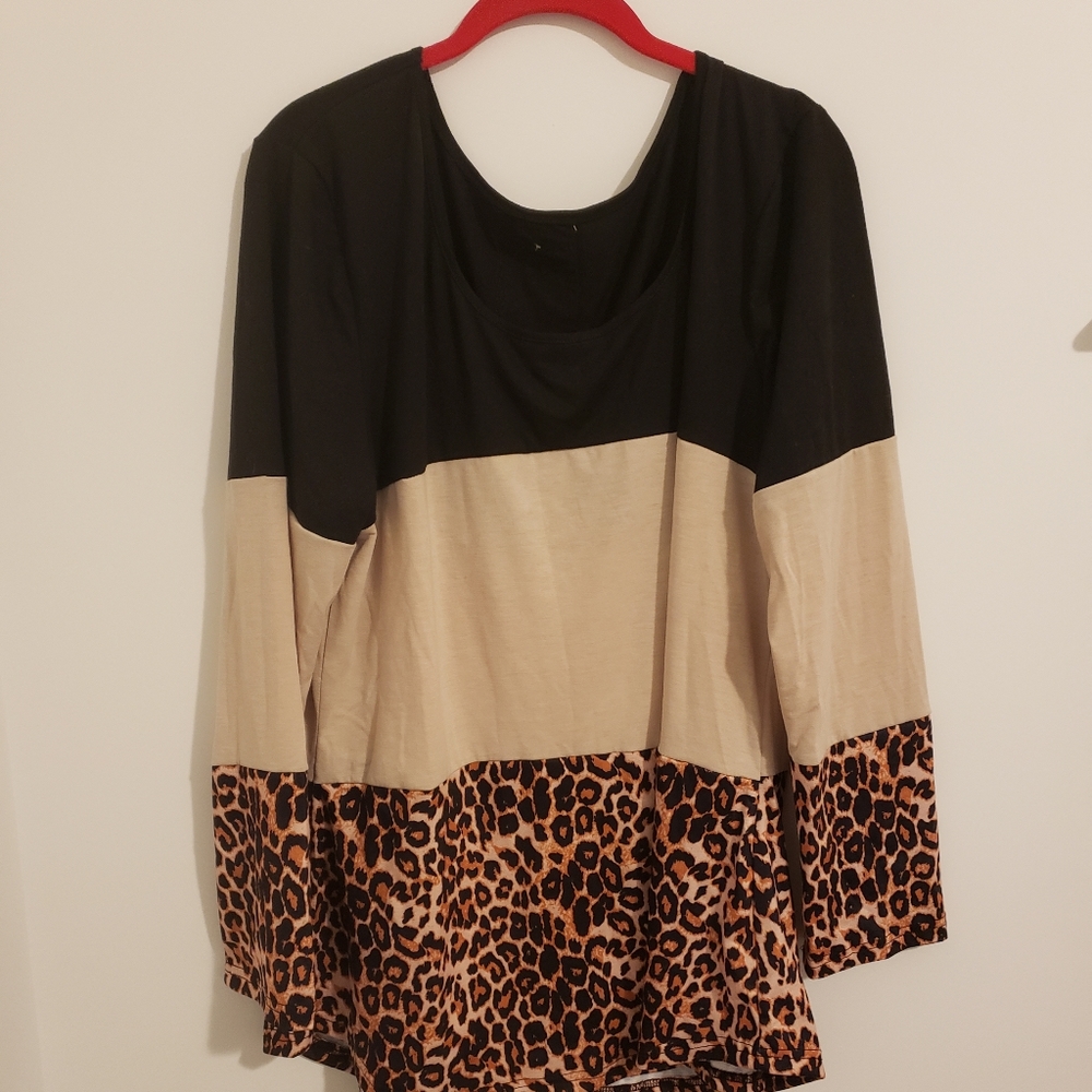 Size XL Boutique Cheetah Print Tee